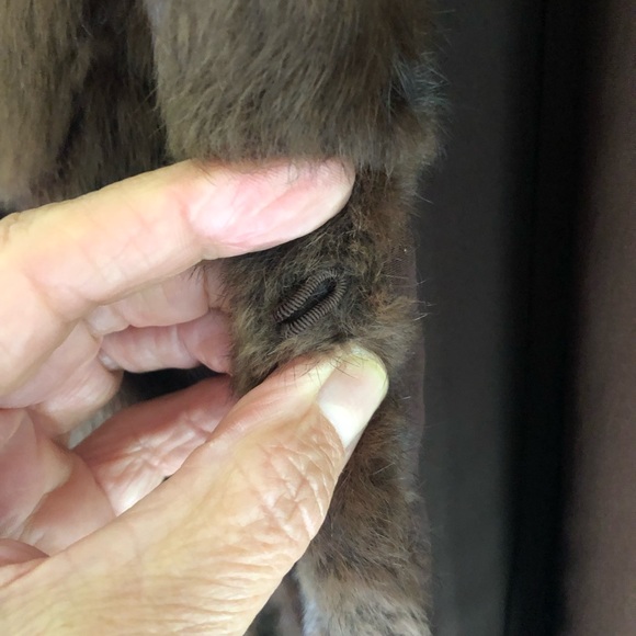 Mink fur cape stole - Picture 4 of 12